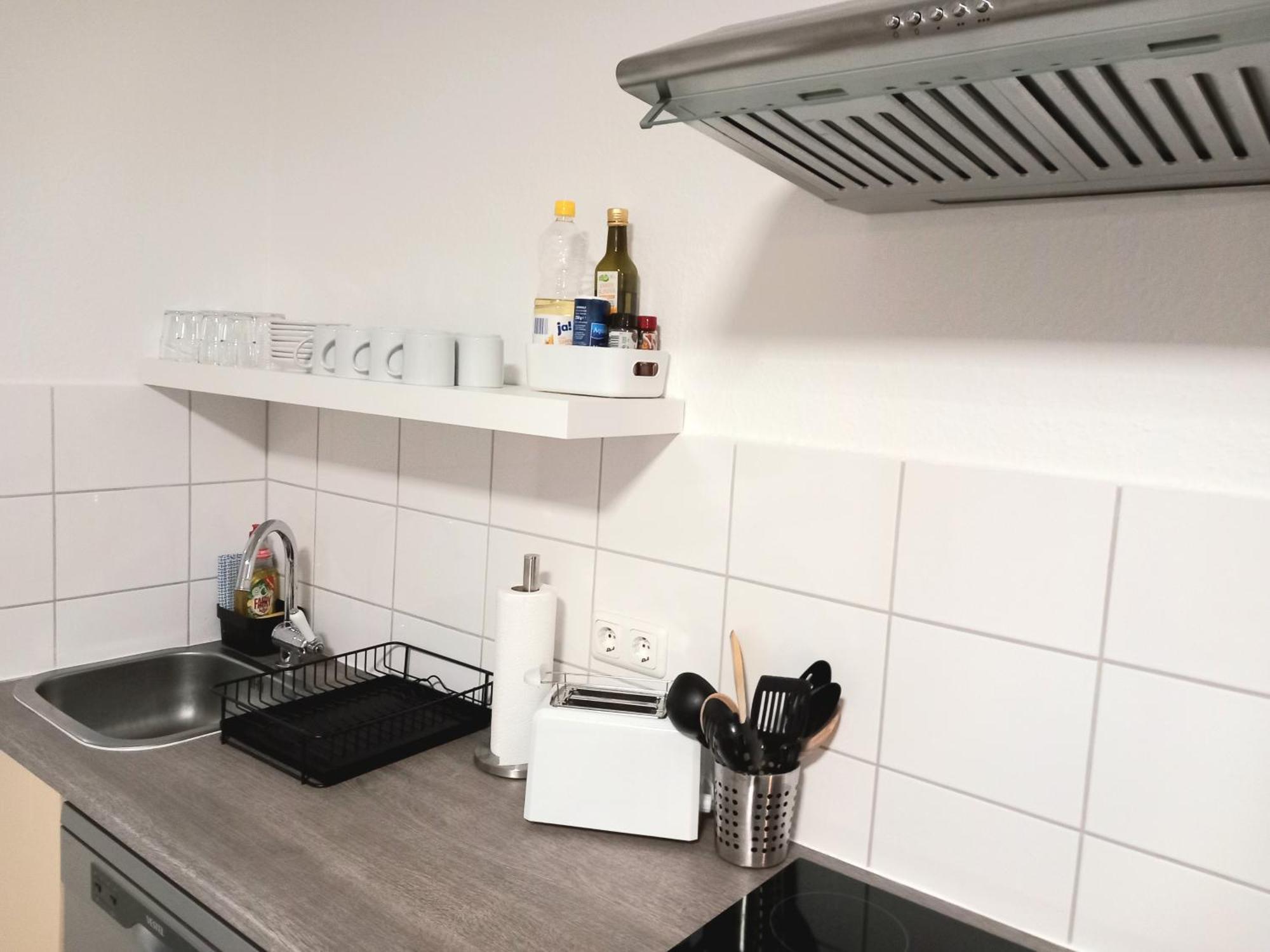 City Apartment Duisburg 2#Netflix &Wlan &Kingsize Bett & Kaffee Maschine & Central & 500M Innenhafen & 2 Min U Bahn Экстерьер фото